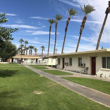 Western Sands Motel Indio Buitenkant foto